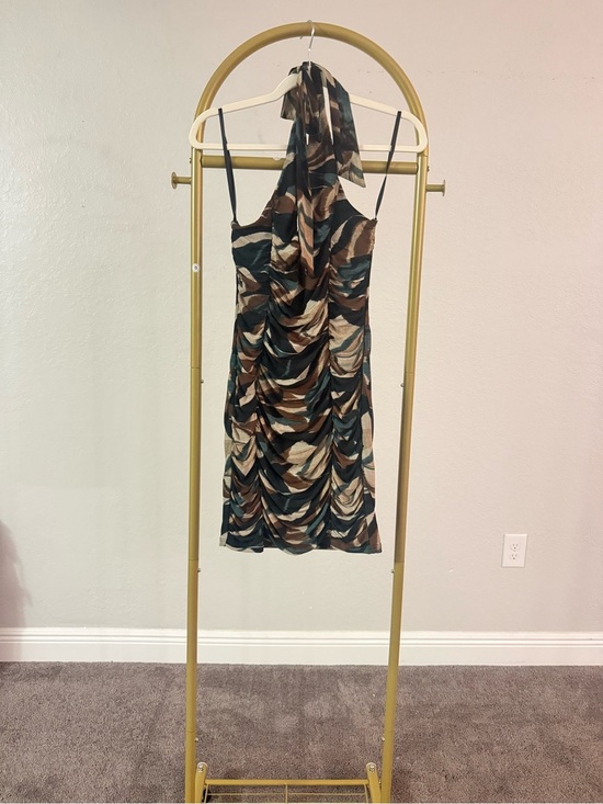Windsor Dresses & Skirts - 🤎 Windsor Abstract Print Ruched Mini Dress LARGE